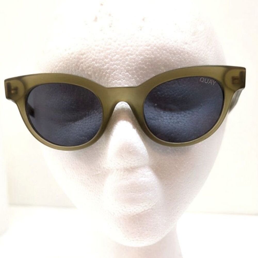 Quay Australia Star Struck Cat's Eye Sunglasses